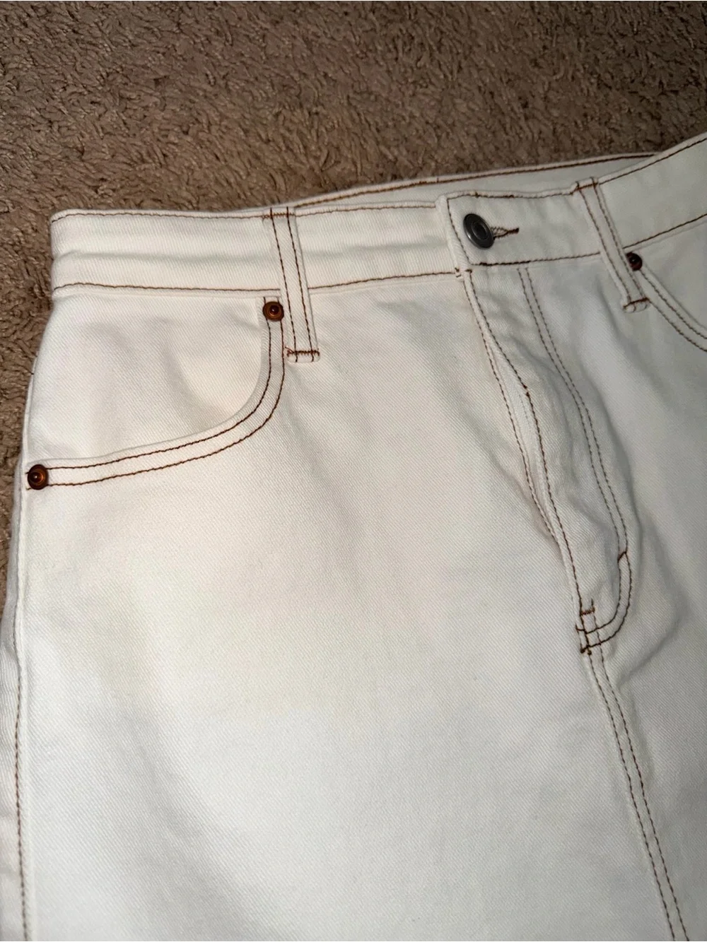 Gianni Bini Ivory Denim Midi Skirt with Contrast Stitching size 3